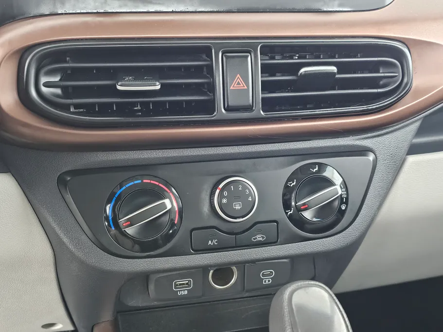 هيونداي Grand i10 فلييت 2024 