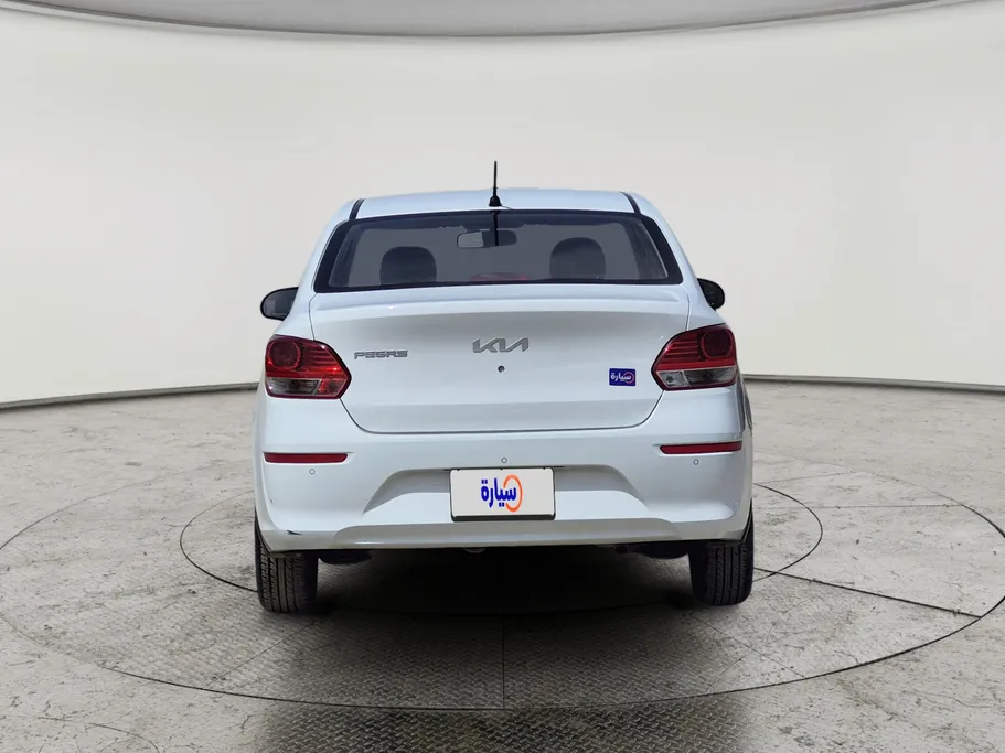 2023 Kia Pegas LX 