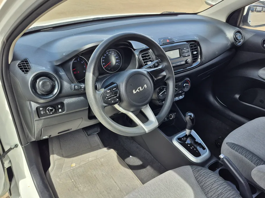 2023 Kia Pegas LX 