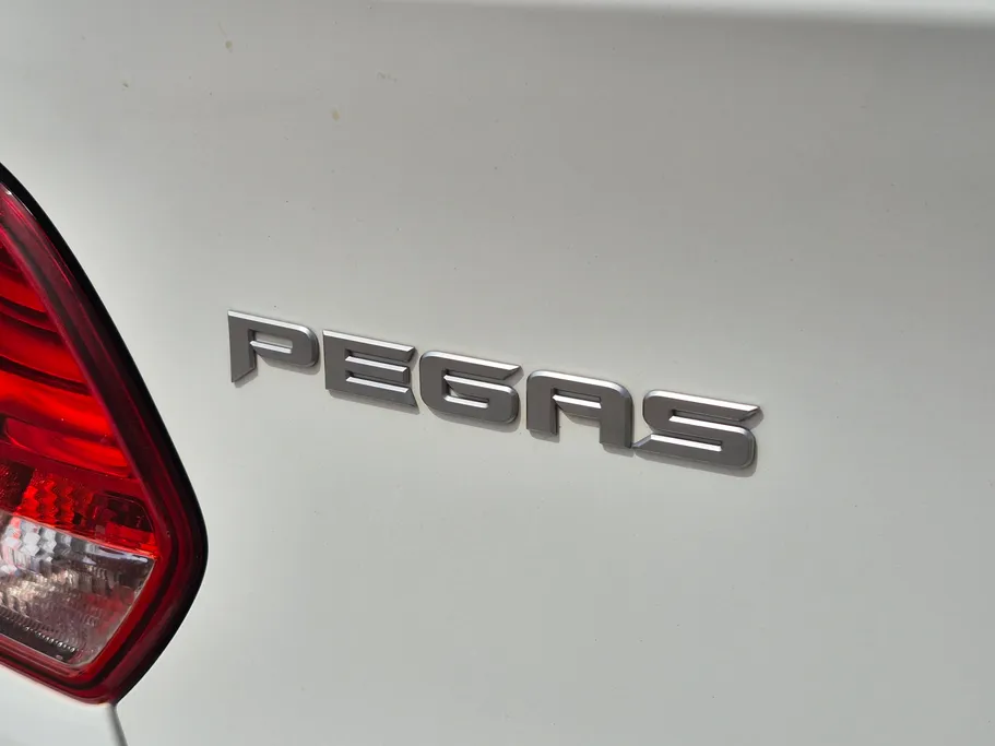 2023 Kia Pegas LX 