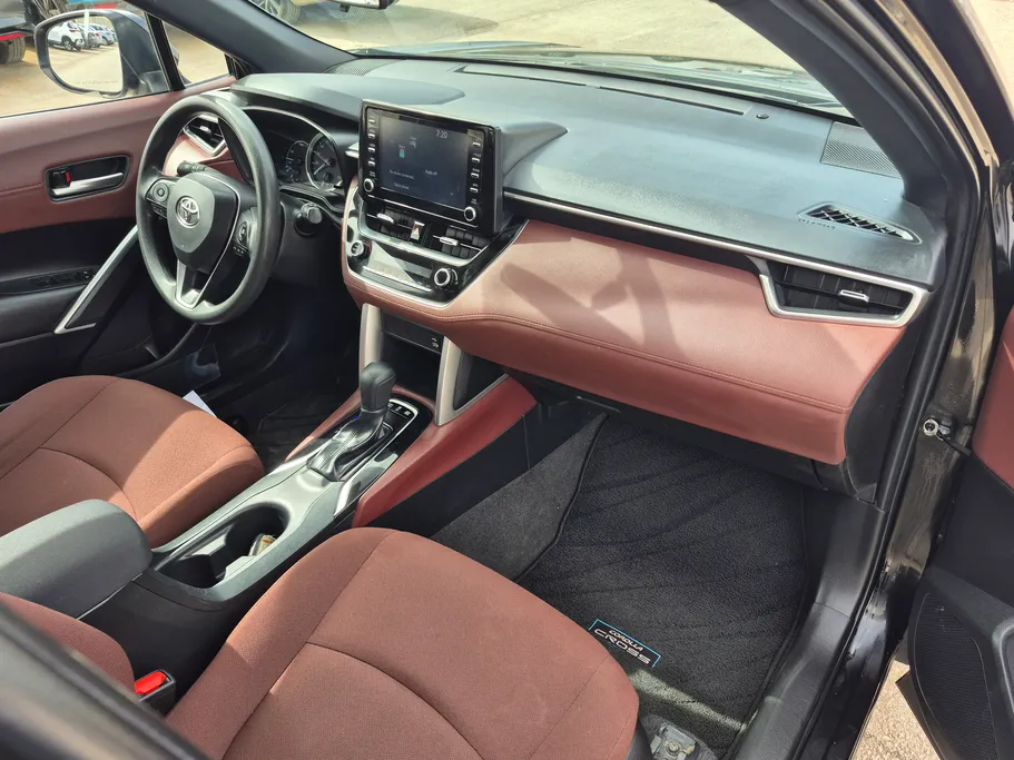 تويوتا كورولا كروس LE HEV 2024 