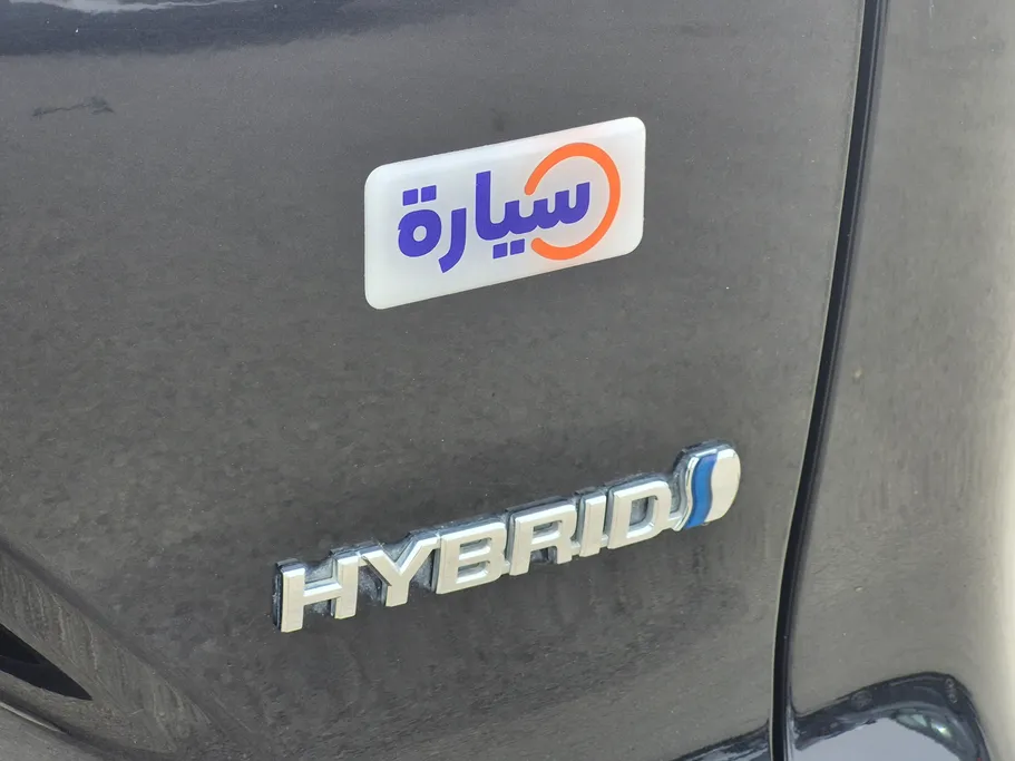 تويوتا كورولا كروس LE HEV 2024 