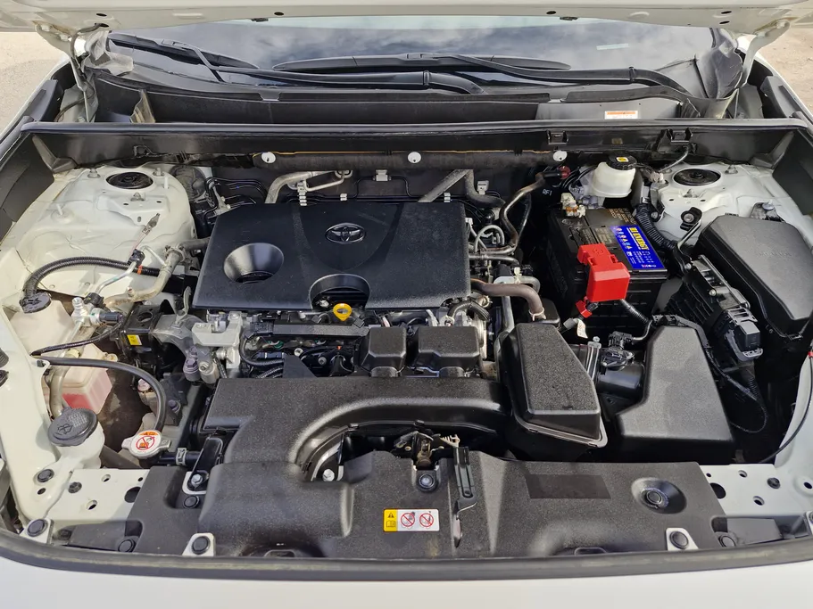 تويوتا راف فور LE 2022 