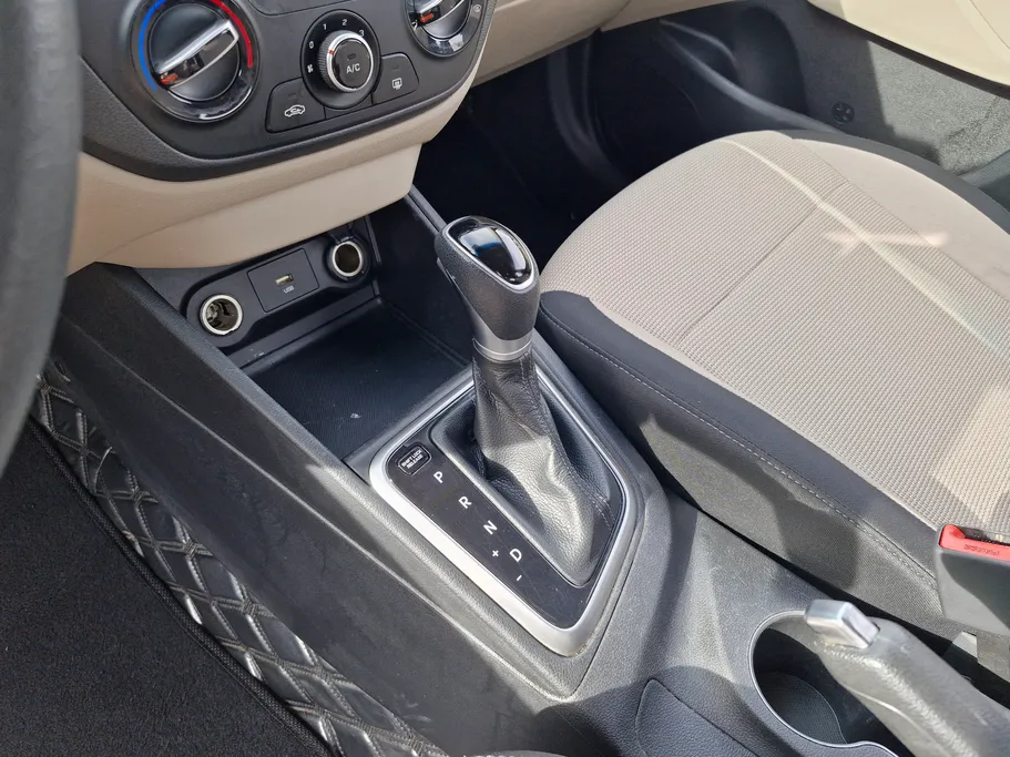 هيونداي اكسنت سمارت 2023 