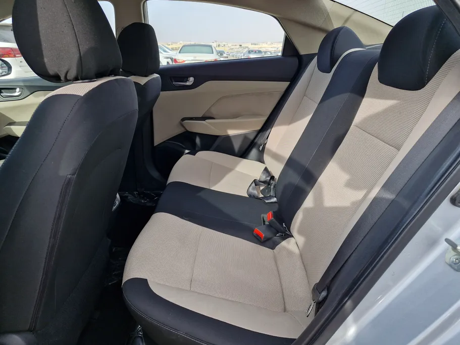 هيونداي اكسنت سمارت 2023 