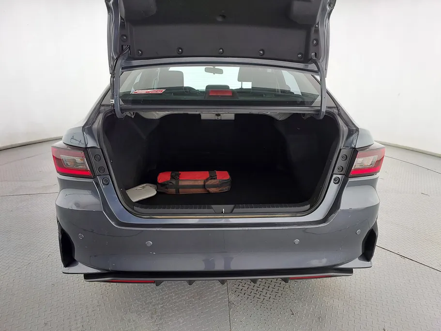 2023 Toyota Yaris  Y 