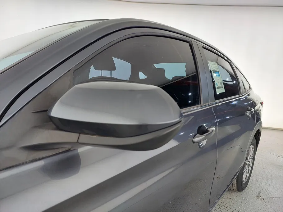 2023 Toyota Yaris  Y 