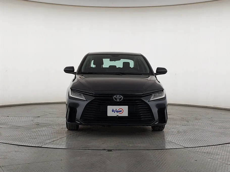 2023 Toyota Yaris  Y 