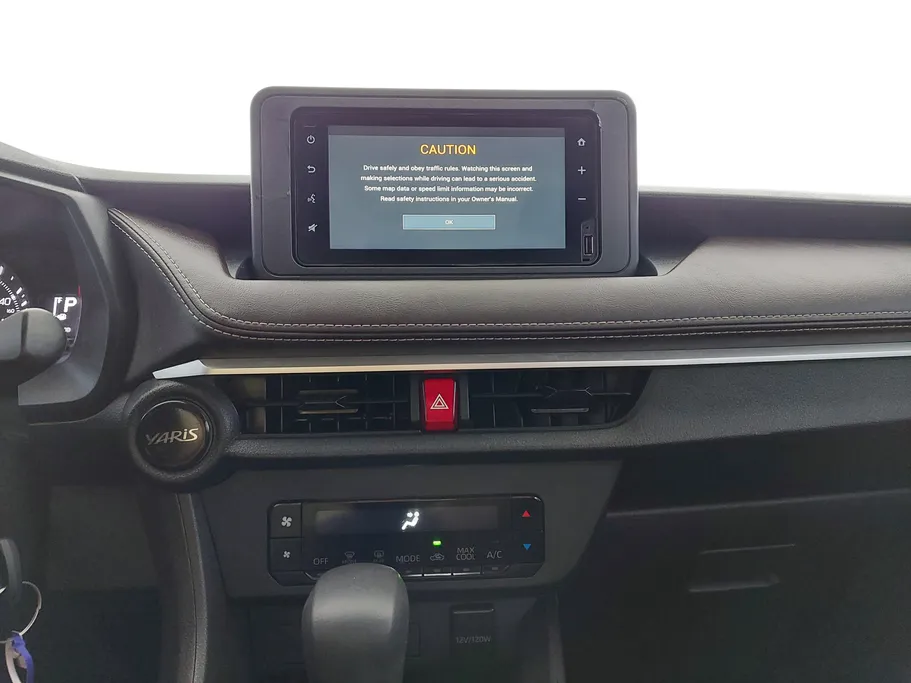 2023 Toyota Yaris  Y 