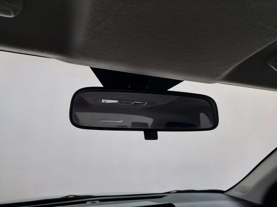 2023 Toyota Yaris  Y 