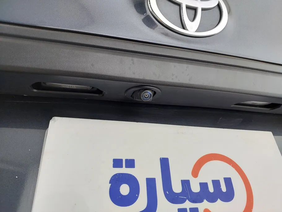 2023 Toyota Yaris  Y 