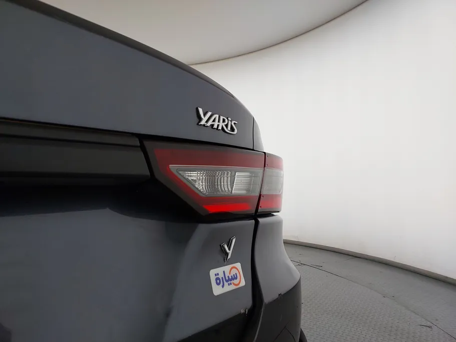 2023 Toyota Yaris  Y 