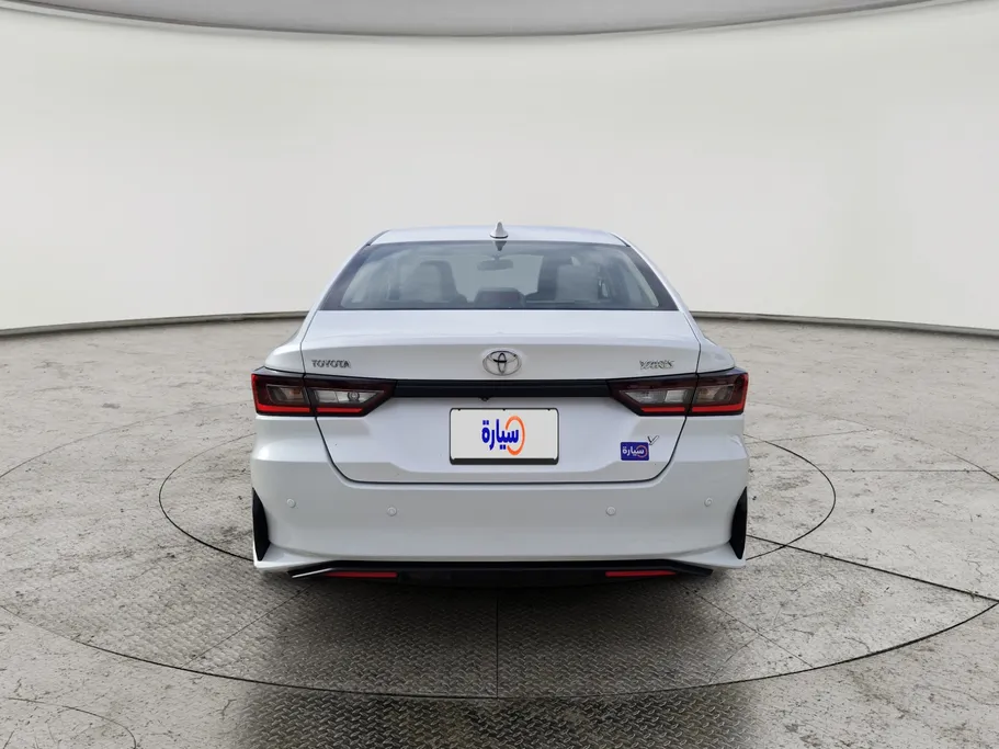تويوتا يارس Y 2023 