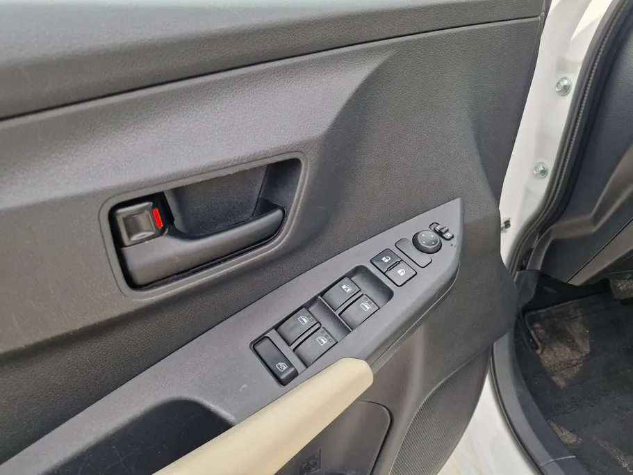 تويوتا يارس Y 2023 