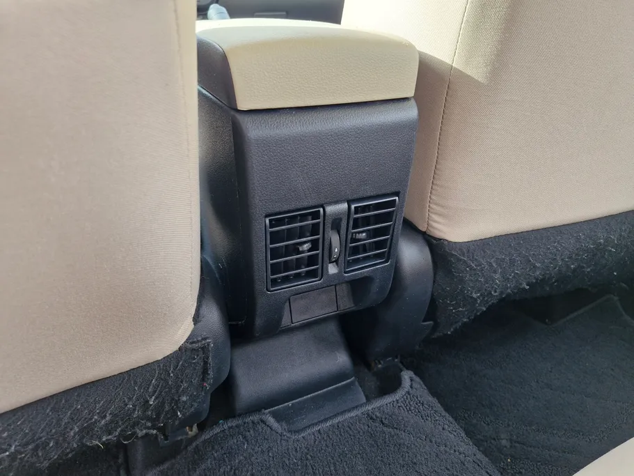 تويوتا يارس Y 2023 