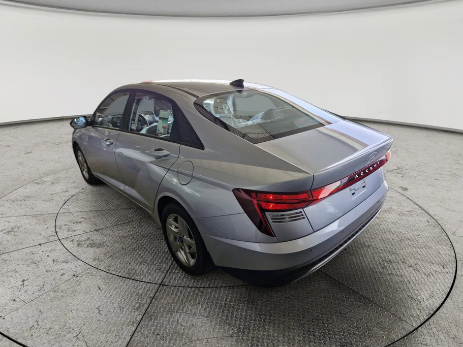 2024 Hyundai Accent Smart 