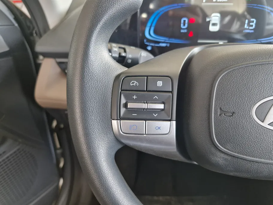 2024 Hyundai Accent Smart 