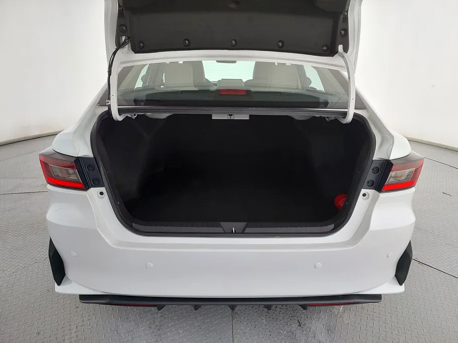 2024 Toyota Yaris  Y 