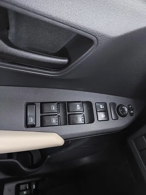 2024 Toyota Yaris  Y 