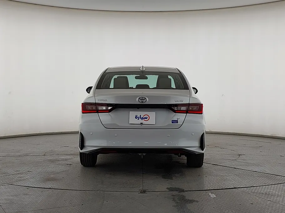 2024 Toyota Yaris  Y 