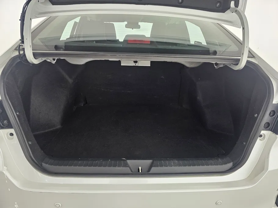 تويوتا يارس Y Plus 2024 