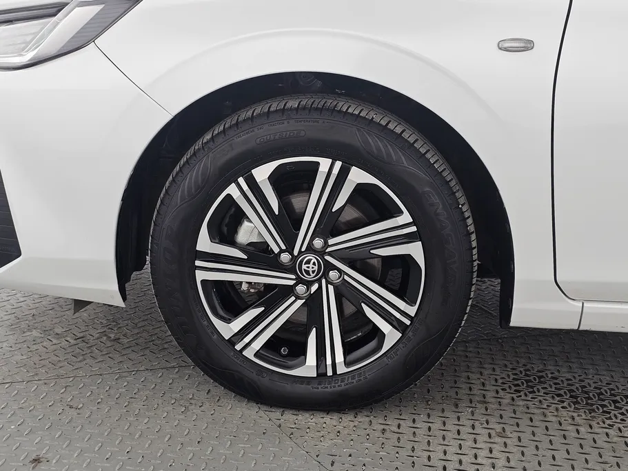 تويوتا يارس Y Plus 2024 