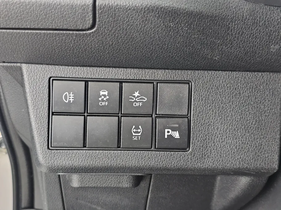 تويوتا يارس Y Plus 2024 