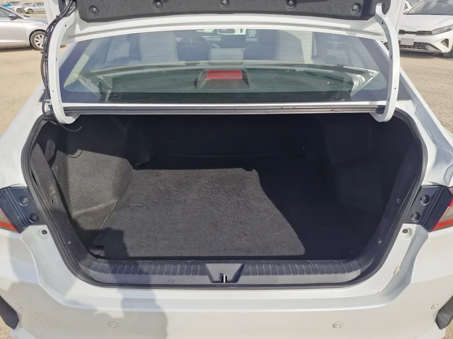 تويوتا يارس Y 2023 