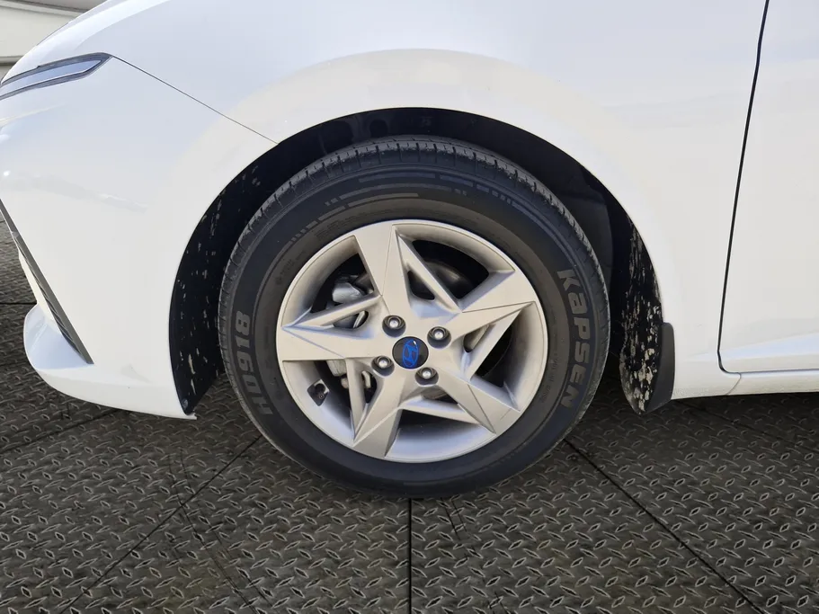 2024 Hyundai Accent Fleet 