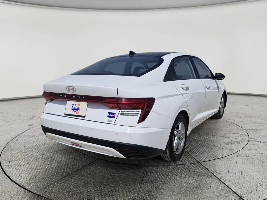 2024 Hyundai Accent Fleet 