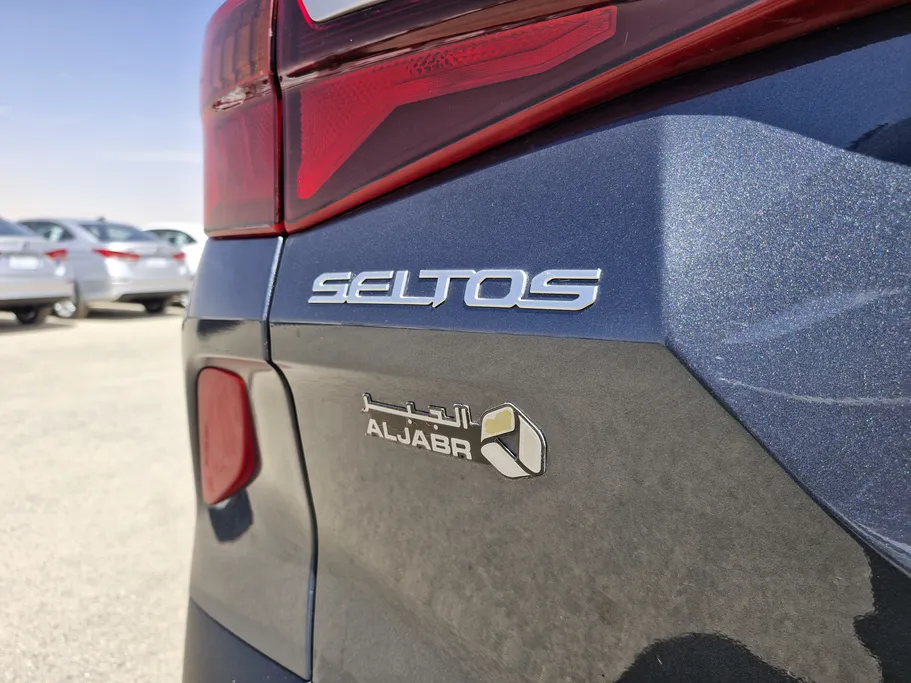 2023 Kia Seltos LX 