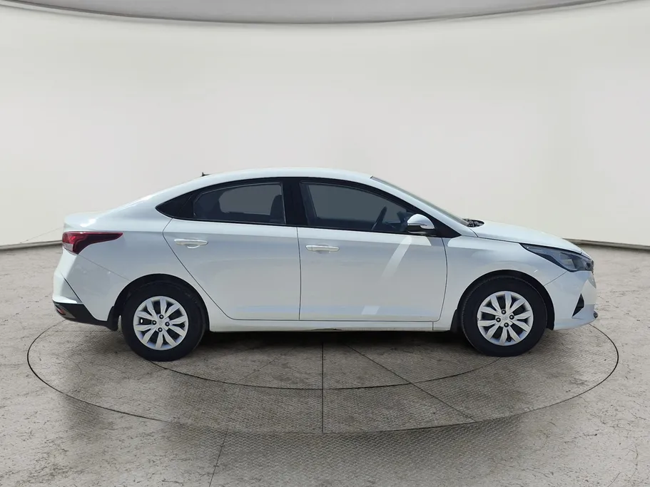 هيونداي اكسنت سمارت 2023 