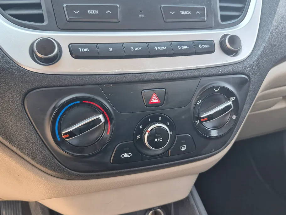 هيونداي اكسنت سمارت 2023 