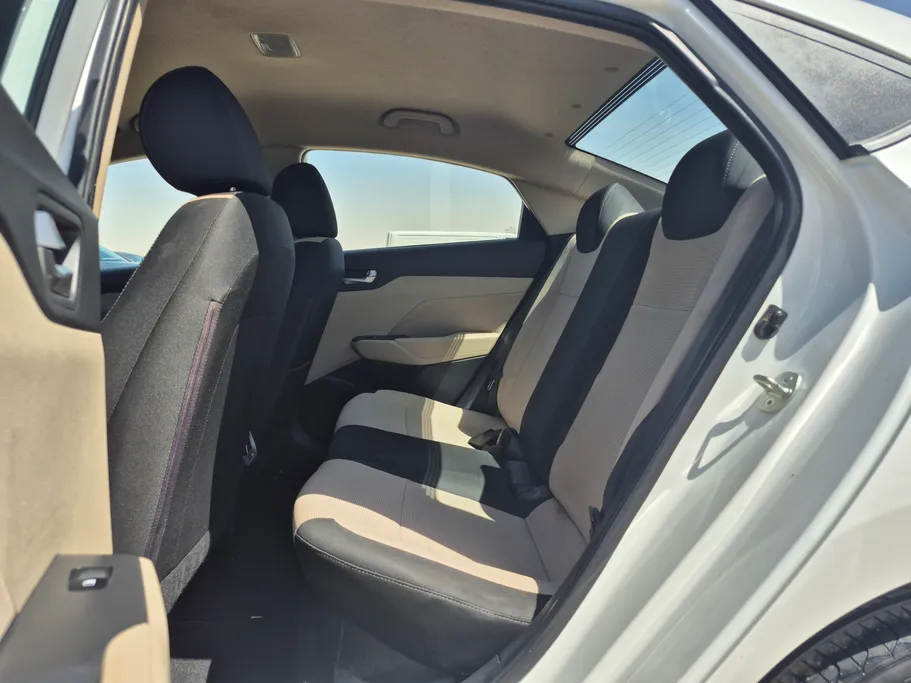 هيونداي اكسنت سمارت 2023 