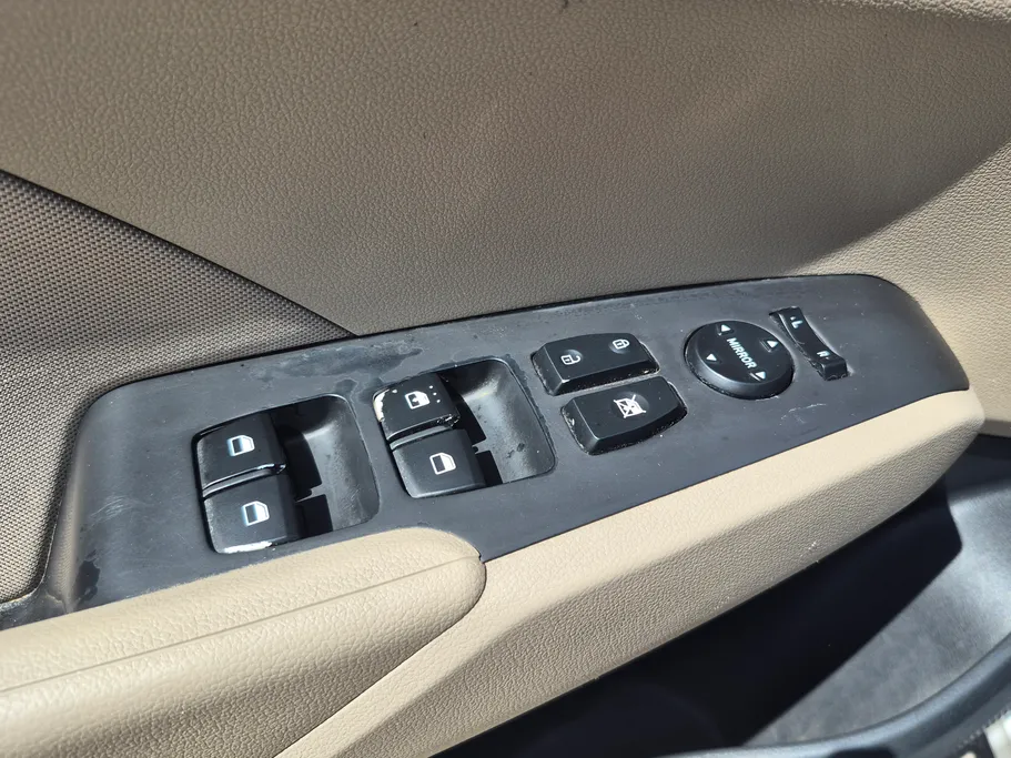 هيونداي اكسنت سمارت 2023 