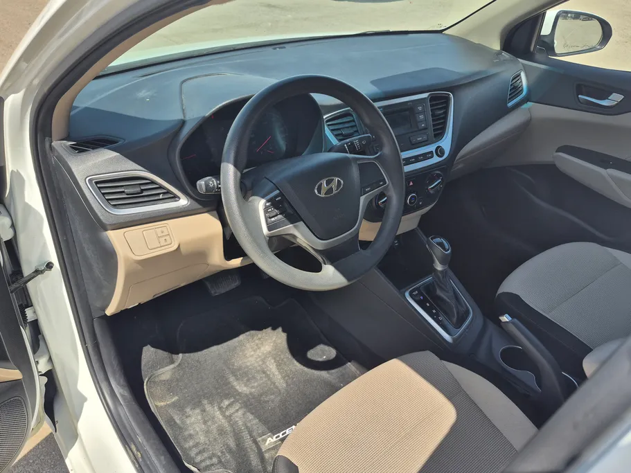 هيونداي اكسنت سمارت 2023 