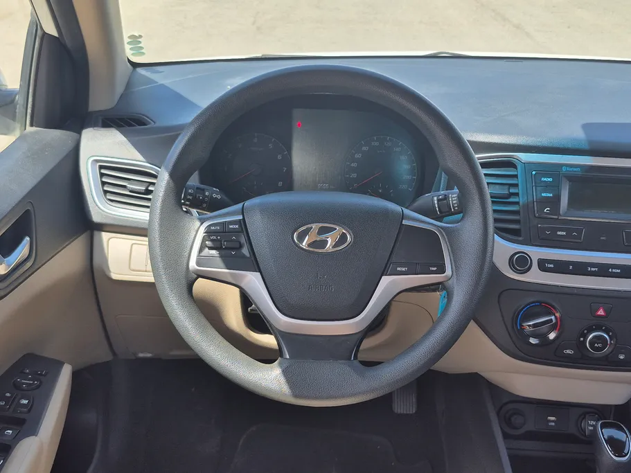 هيونداي اكسنت سمارت 2023 