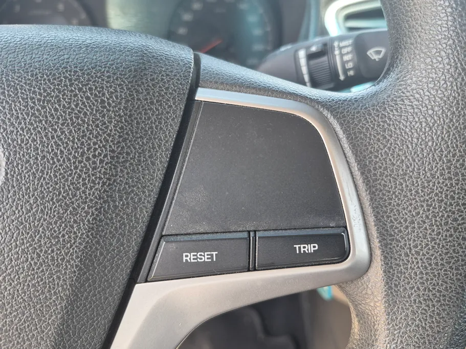 هيونداي اكسنت سمارت 2023 