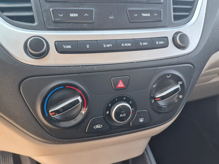 هيونداي اكسنت سمارت 2023 