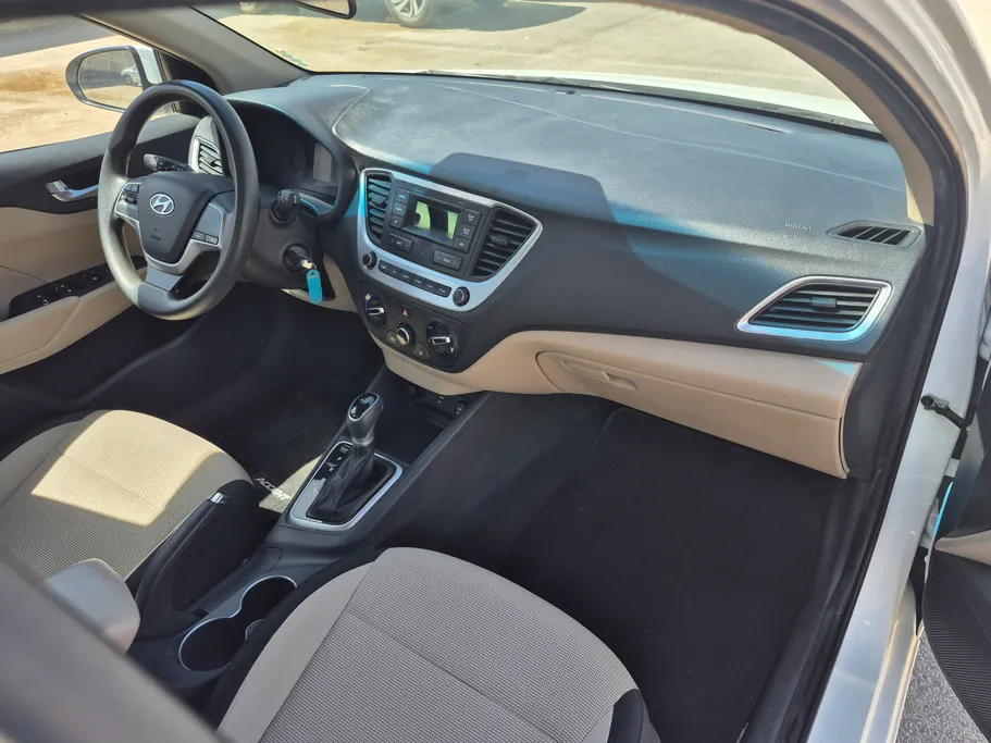 هيونداي اكسنت سمارت 2023 