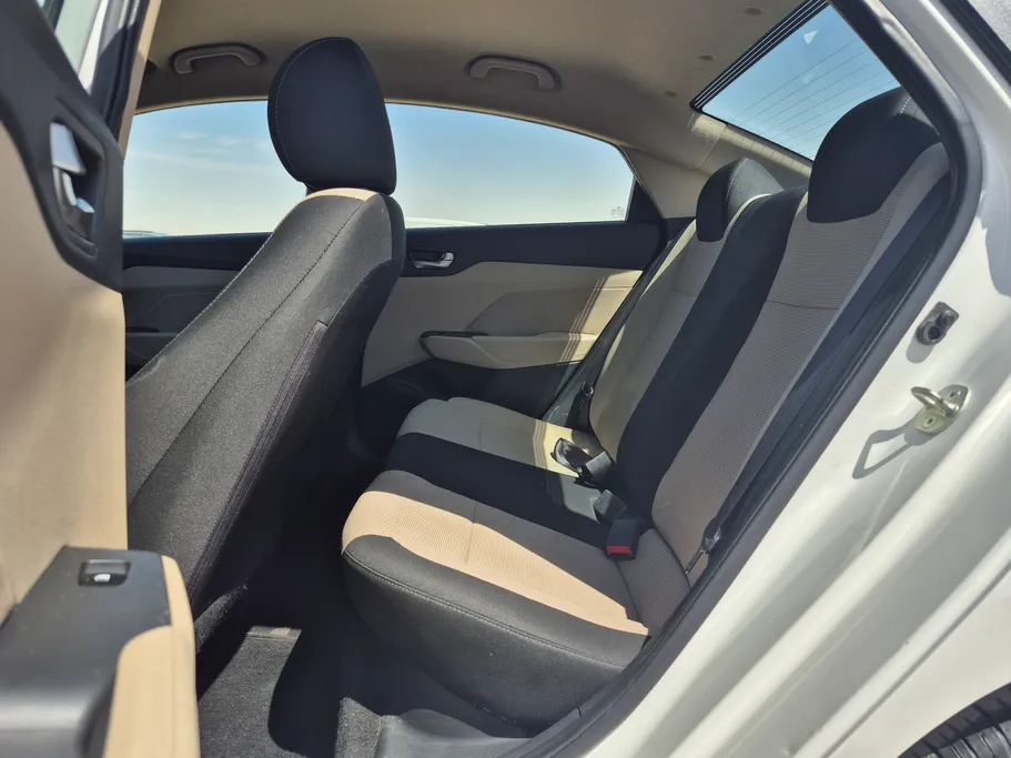 هيونداي اكسنت سمارت 2023 