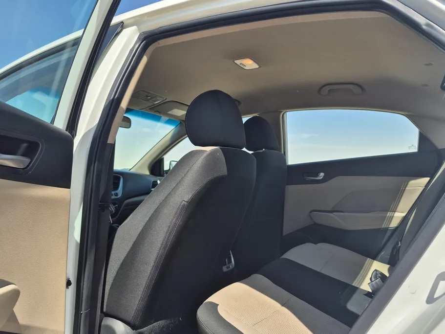 هيونداي اكسنت سمارت 2023 