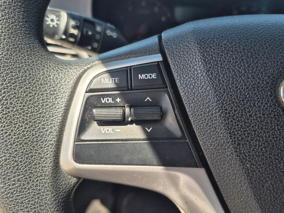 هيونداي اكسنت سمارت 2023 