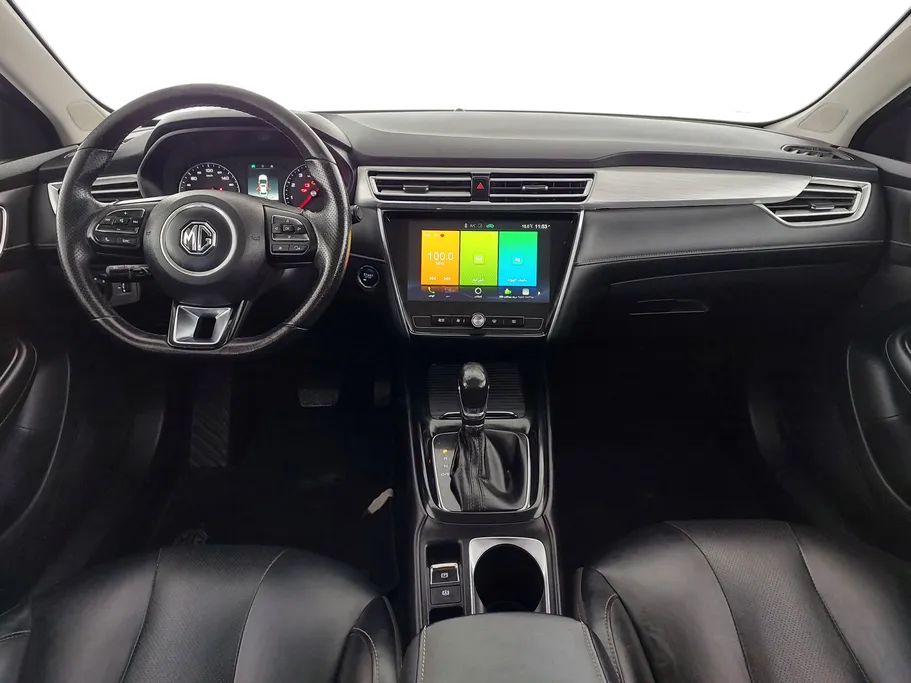 ام جي 5 LUX 2023 