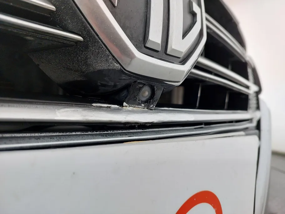 ام جي 5 LUX 2023 