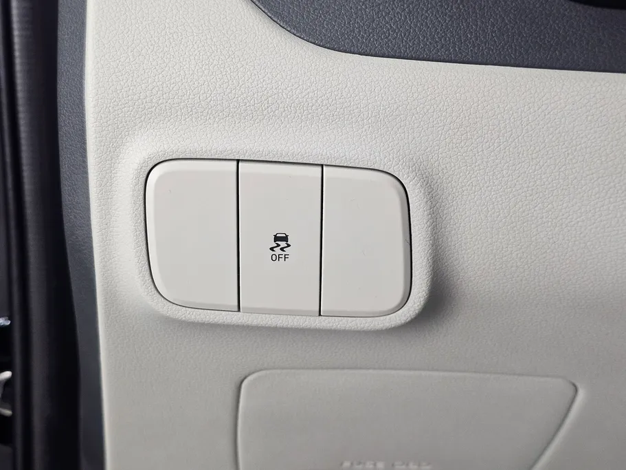 2024 Hyundai Grand i10 Fleet 