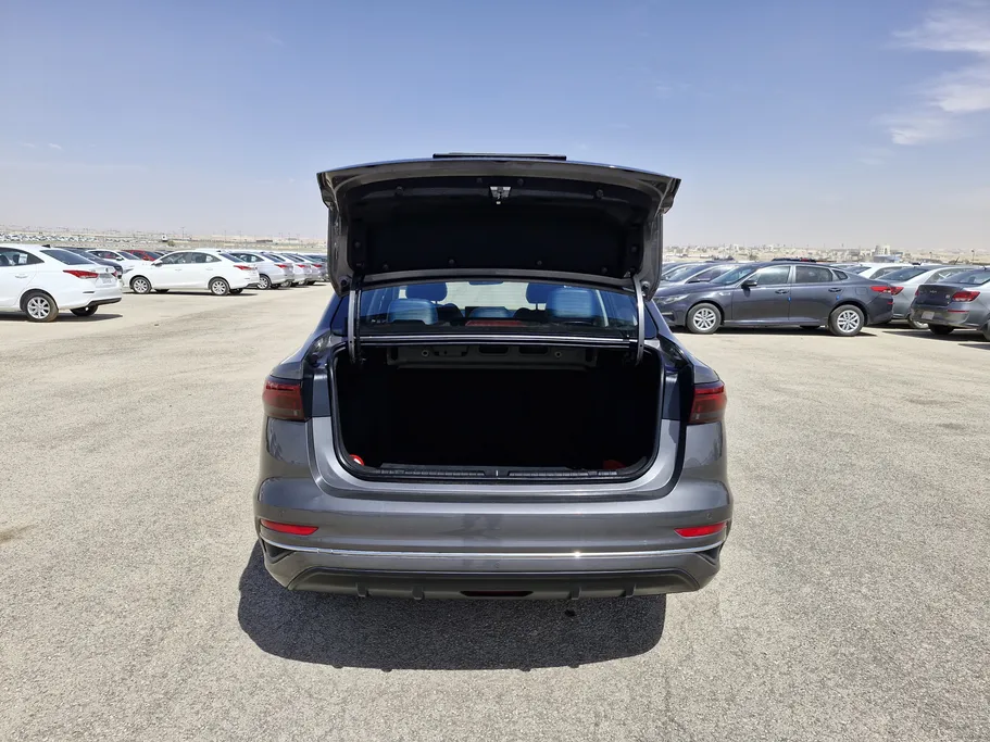 2024 جيلي Emgrand GF 