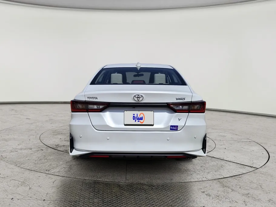 تويوتا يارس Y 2023 