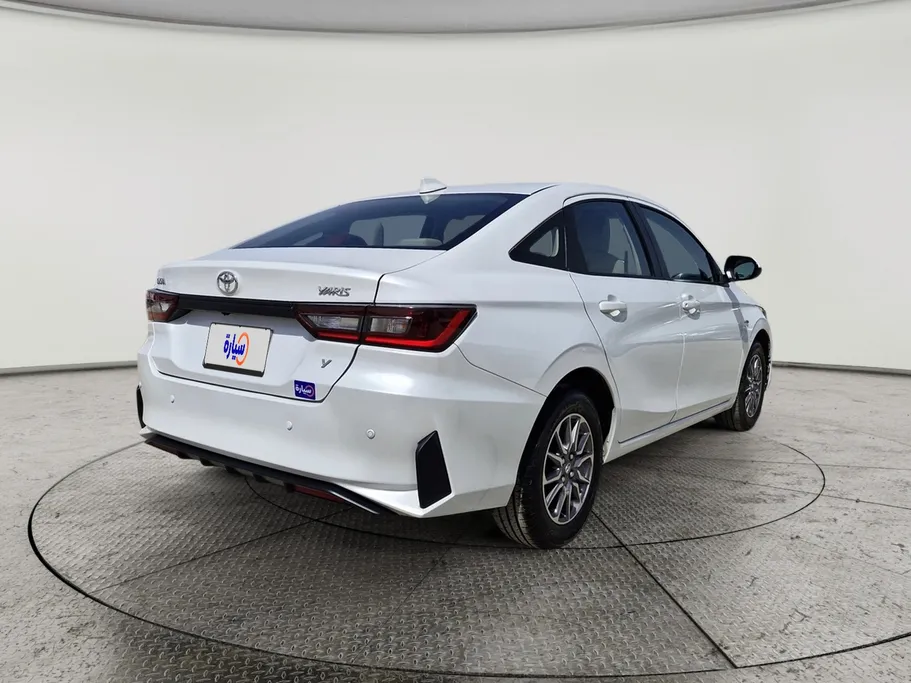 2023 Toyota Yaris  Y 