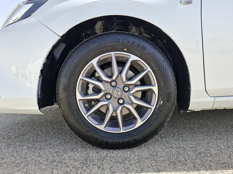 تويوتا يارس Y 2023 